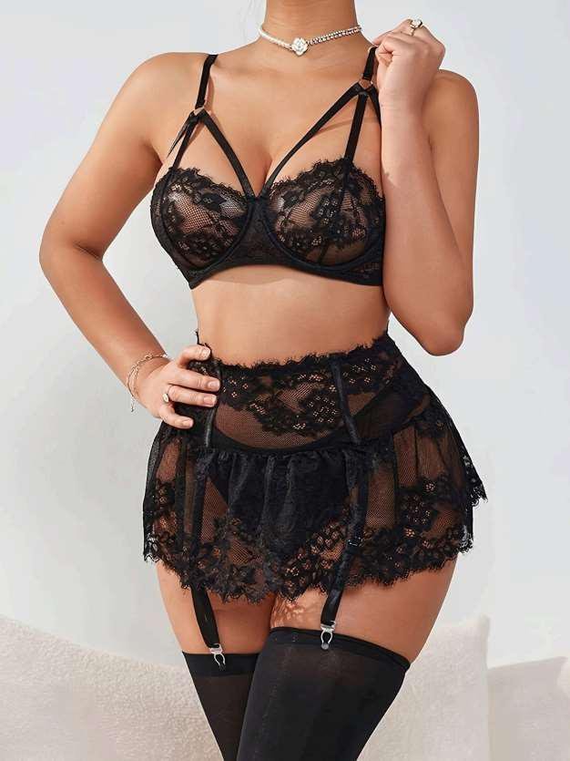 Black Lace Bra & Garter Set